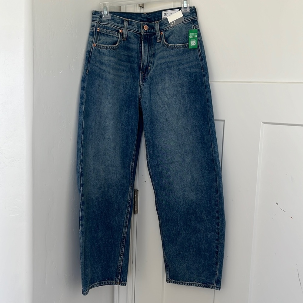 Gap Barrel Jeans.